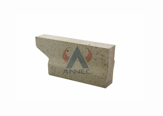 Gạch dựa trên Alumina Andalustie cao chịu được nhiệt độ cao và được sử dụng làm lớp lót an toàn trong bếp nhiệt độ cao, lò nung